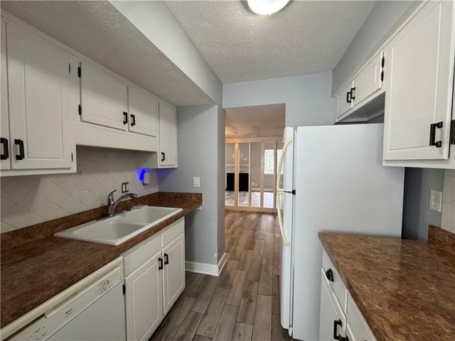 2912 Torreya Way SE, Marietta, GA 30067