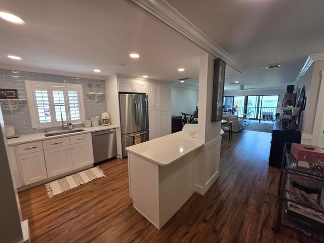 200 INTRACOASTAL 301, Jupiter, FL 33469