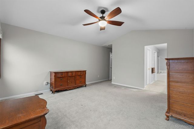 3175 Lexham Lane, Rochester Hills, MI 48309