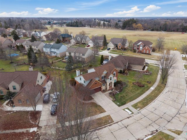 3175 Lexham Lane, Rochester Hills, MI 48309