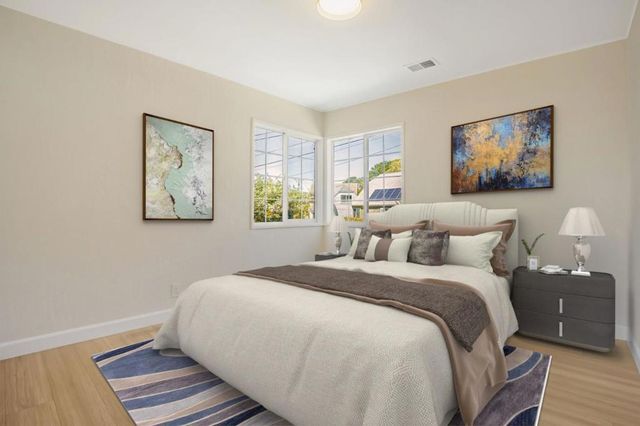 720 Lockhaven Drive, Pacifica, CA 94044