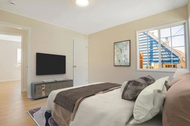 720 Lockhaven Drive, Pacifica, CA 94044