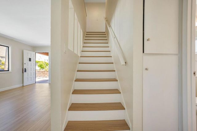 720 Lockhaven Drive, Pacifica, CA 94044