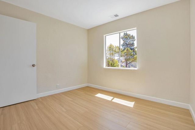 720 Lockhaven Drive, Pacifica, CA 94044