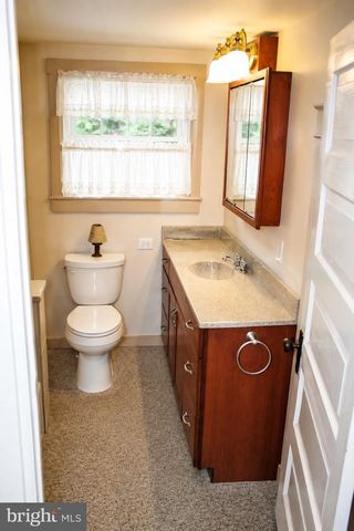 116 E MILL ST, Manheim, PA 17545