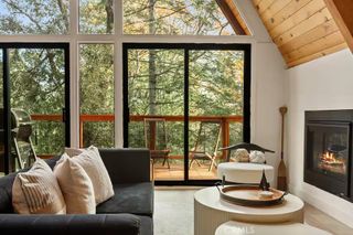 26664 Thunderbird Drive, Lake Arrowhead, CA 92391