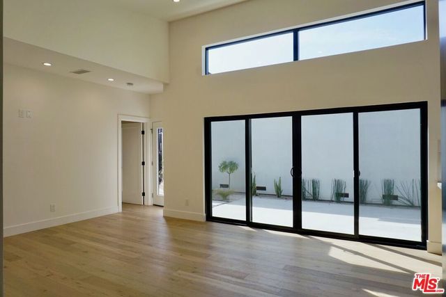 2668 Greenfield Avenue, Los Angeles, CA 90064