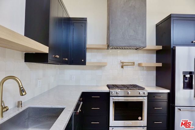 2668 Greenfield Avenue, Los Angeles, CA 90064