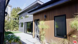 2668 Greenfield Avenue, Los Angeles, CA 90064