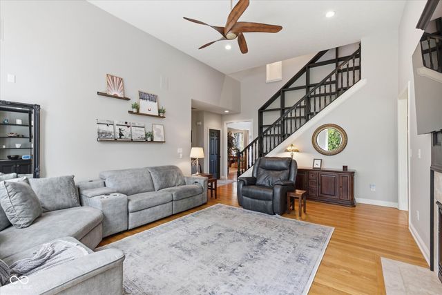 6689 Cardinal Drive, Mccordsville, IN 46055
