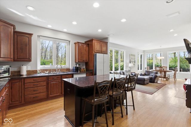 6689 Cardinal Drive, Mccordsville, IN 46055