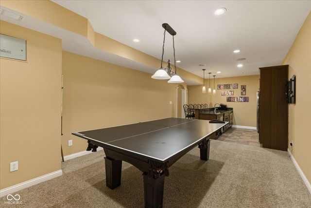 6689 Cardinal Drive, Mccordsville, IN 46055