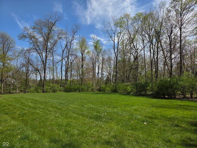 6689 Cardinal Drive, Mccordsville, IN 46055