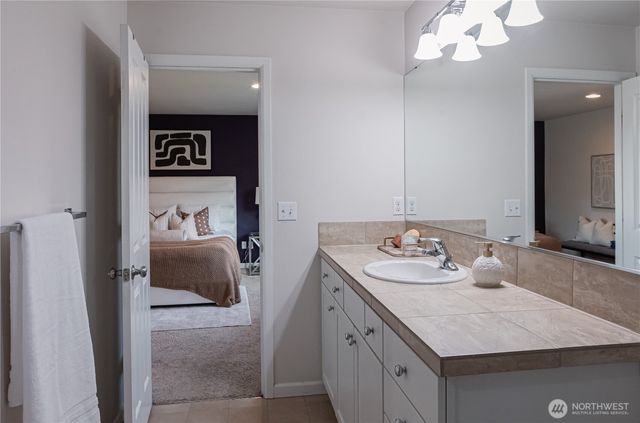 20231 4th Place W, Lynnwood, WA 98036