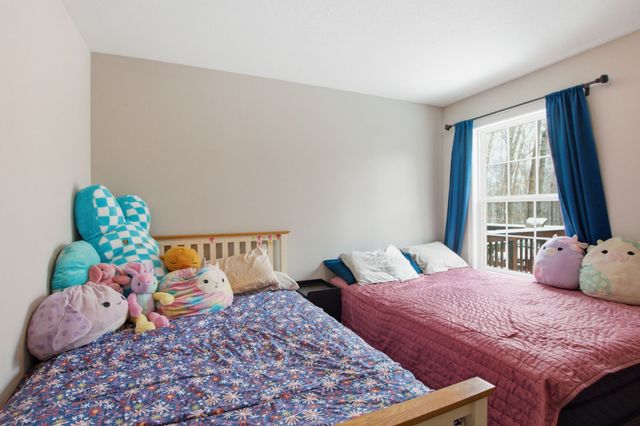 77 Larkspur Ct, Tullahoma, TN 37388