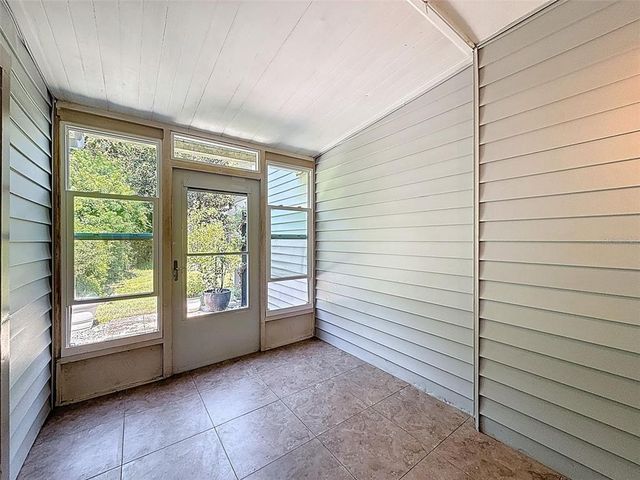 2161 FOX CHASE BLVD, Palm Harbor, FL 34683