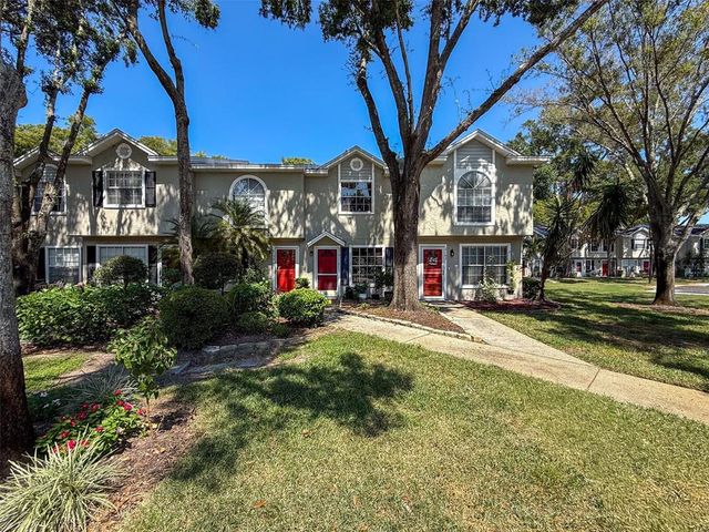 2161 FOX CHASE BLVD, Palm Harbor, FL 34683