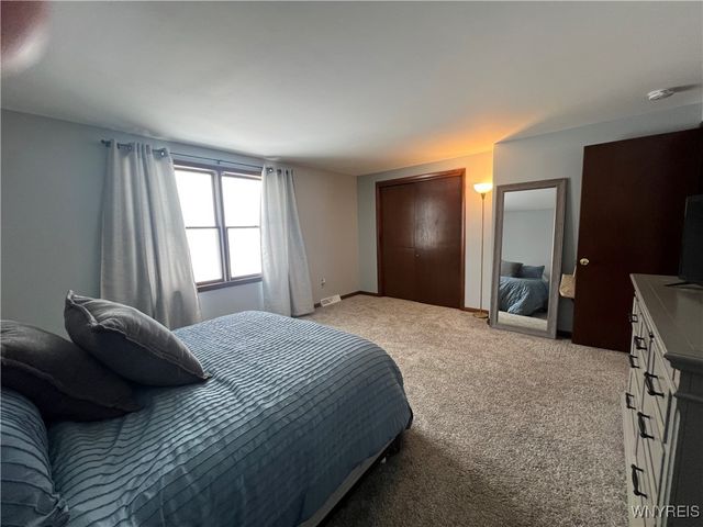 929 Remington Drive, North Tonawanda, NY 14120