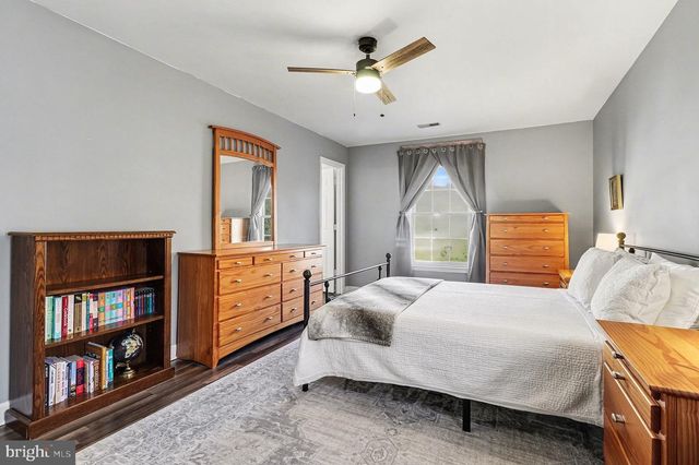 2456 HARPOON DR, Stafford, VA 22554