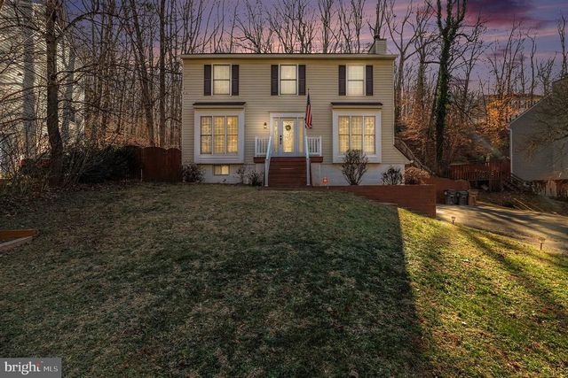 2456 HARPOON DR, Stafford, VA 22554