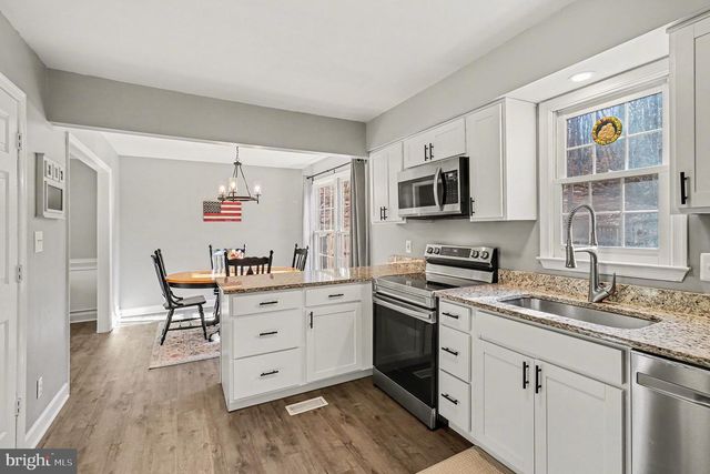 2456 HARPOON DR, Stafford, VA 22554