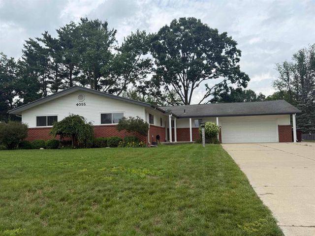 4055 Sandy Creek Drive, Utica, MI 48316