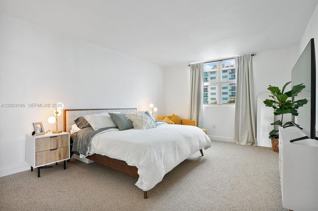 7501 E Treasure Dr 4EF, North Bay Village, FL 33141