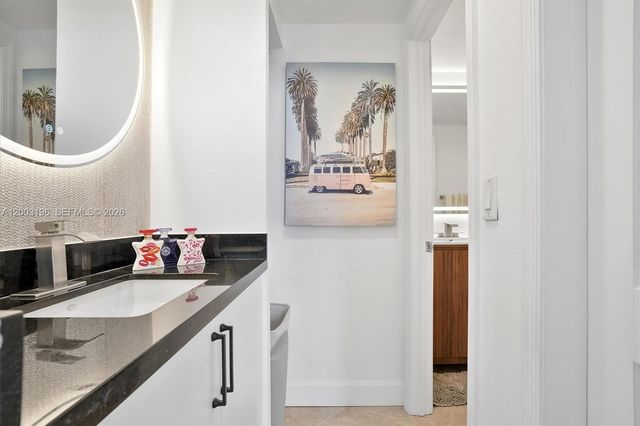 7501 E Treasure Dr 4EF, North Bay Village, FL 33141