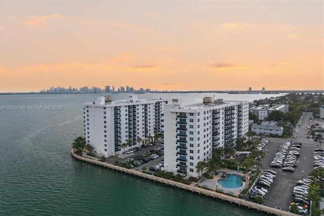 7501 E Treasure Dr 4EF, North Bay Village, FL 33141