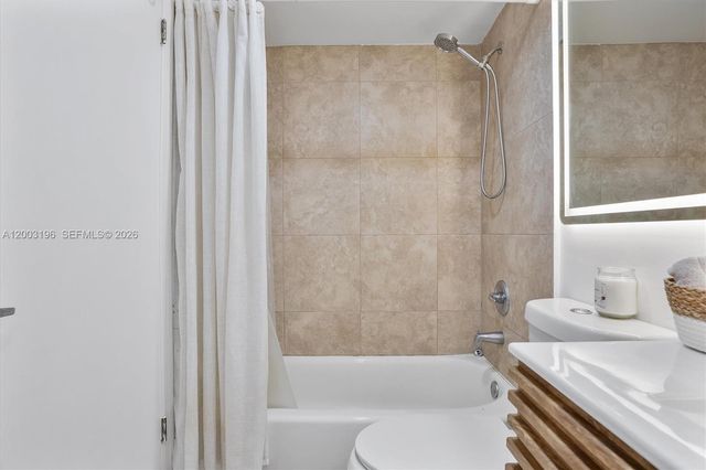 7501 E Treasure Dr 4EF, North Bay Village, FL 33141