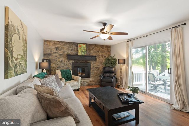 24 KNIGHTSBRIDGE WAY, Stafford, VA 22554