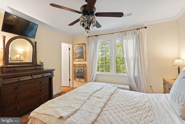 24 KNIGHTSBRIDGE WAY, Stafford, VA 22554
