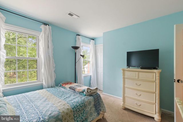 24 KNIGHTSBRIDGE WAY, Stafford, VA 22554