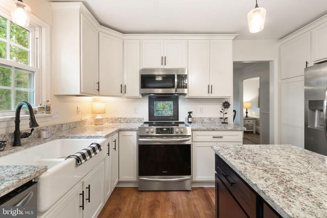 24 KNIGHTSBRIDGE WAY, Stafford, VA 22554