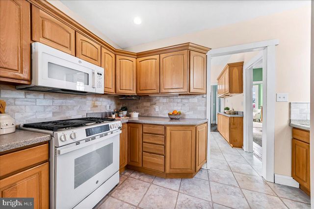 204 RUTLEDGE AVE, Folsom, PA 19033