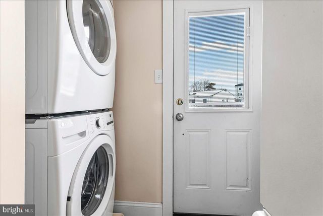 204 RUTLEDGE AVE, Folsom, PA 19033