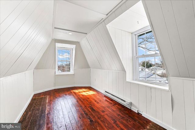 204 RUTLEDGE AVE, Folsom, PA 19033