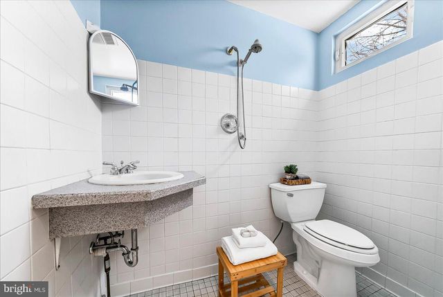 204 RUTLEDGE AVE, Folsom, PA 19033