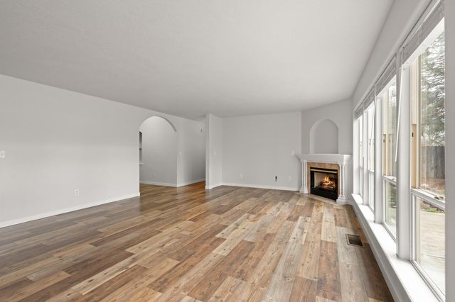 1642 Hollyhock Drive, Medford, OR 97504