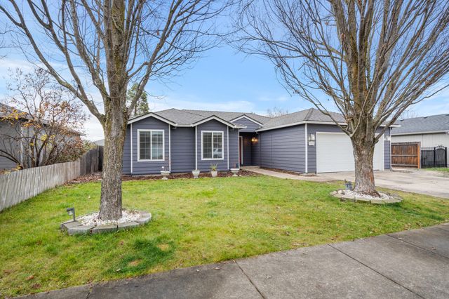 1642 Hollyhock Drive, Medford, OR 97504