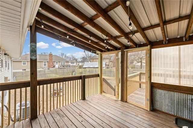 16704 Bradley Avenue, Belton, MO 64012