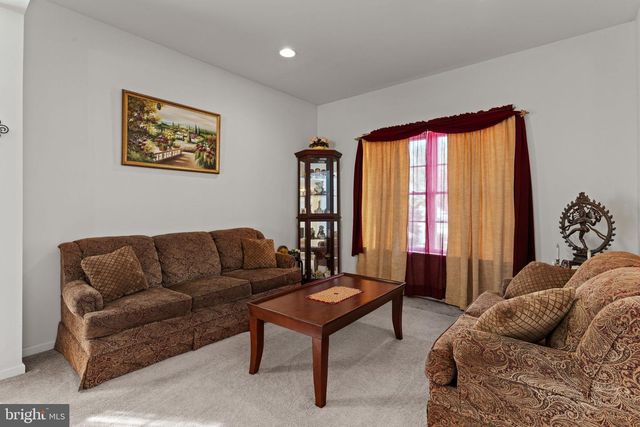 2710 RIVERHOUSE RD, Philadelphia, PA 19114