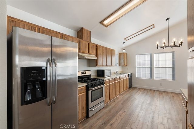 23301 Ridge Route Drive 26, Laguna Hills, CA 92653