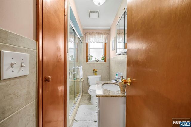 172 Chestnut Street, Newark, NJ 07105