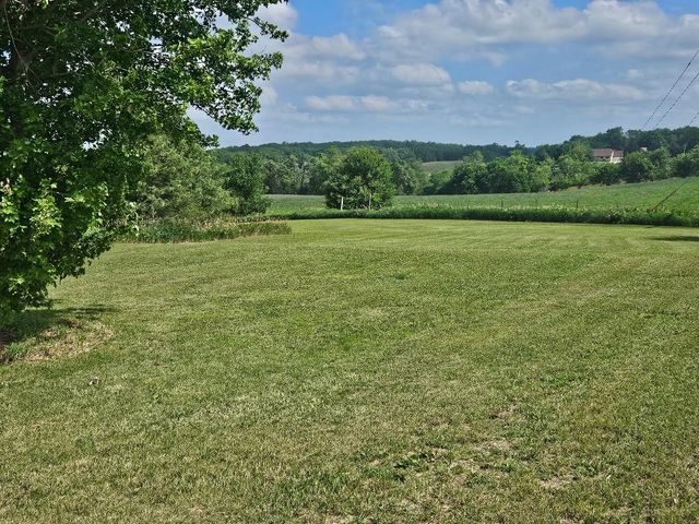 7578 11th Avenue Drive, Belle Plaine, IA 52208