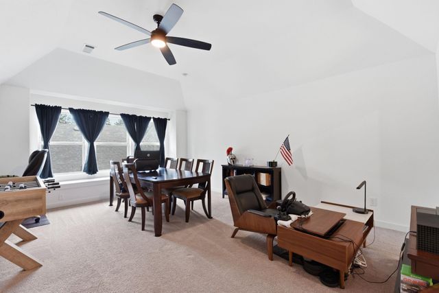 222 Promontory Court, Montgomery, TX 77316