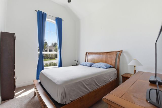 222 Promontory Court, Montgomery, TX 77316