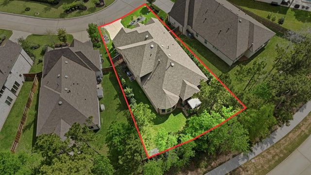 222 Promontory Court, Montgomery, TX 77316