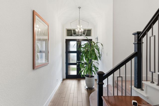 222 Promontory Court, Montgomery, TX 77316