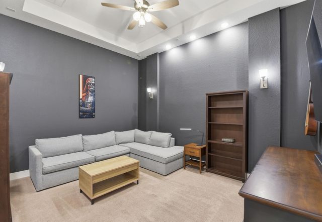 222 Promontory Court, Montgomery, TX 77316